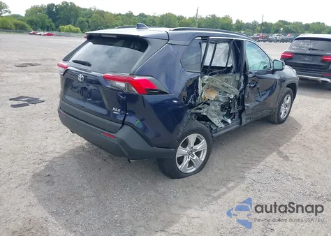 2021 Toyota Rav4 Xle из США, поврежденный, VIN 2T3P1RFV4MW180006